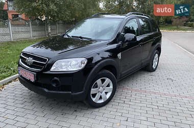 Характеристики Chevrolet Captiva Позашляховик / Кросовер