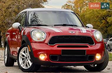 Характеристики MINI Countryman Позашляховик / Кросовер