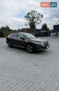 Характеристики Honda Crosstour Позашляховик / Кросовер