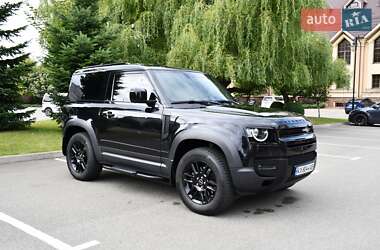 Характеристики Land Rover Defender Внедорожник / Кроссовер