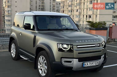 Характеристики Land Rover Defender Внедорожник / Кроссовер