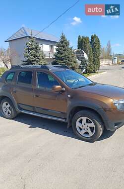 Характеристики Dacia Duster Внедорожник / Кроссовер