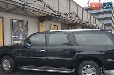 Характеристики Cadillac Escalade Внедорожник / Кроссовер