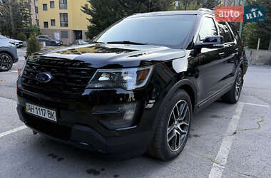 Характеристики Ford Explorer Позашляховик / Кросовер