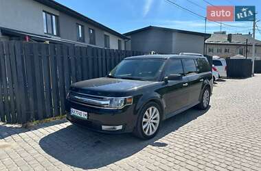 Характеристики Ford Flex Позашляховик / Кросовер