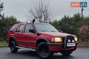 Характеристики Opel Frontera Внедорожник / Кроссовер