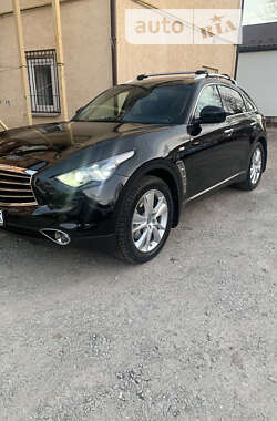 Характеристики Infiniti FX 30 Внедорожник / Кроссовер