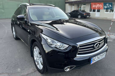 Характеристики Infiniti FX 30 Позашляховик / Кросовер