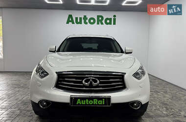 Характеристики Infiniti FX 30 Позашляховик / Кросовер