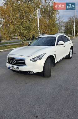 Характеристики Infiniti FX 30 Внедорожник / Кроссовер