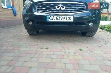 Характеристики Infiniti FX 35 Внедорожник / Кроссовер