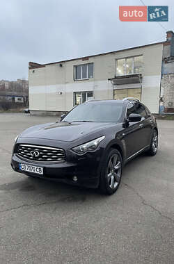 Характеристики Infiniti FX 37 Внедорожник / Кроссовер
