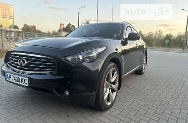 Характеристики Infiniti FX 50 Позашляховик / Кросовер