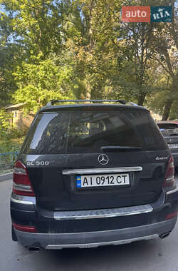 Характеристики Mercedes-Benz GL-Class Внедорожник / Кроссовер