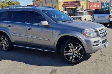 Характеристики Mercedes-Benz GL-Class Внедорожник / Кроссовер