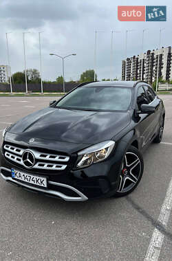 Характеристики Mercedes-Benz GLA-Class Внедорожник / Кроссовер