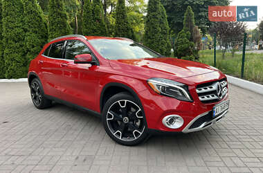 Характеристики Mercedes-Benz GLA-Class Внедорожник / Кроссовер