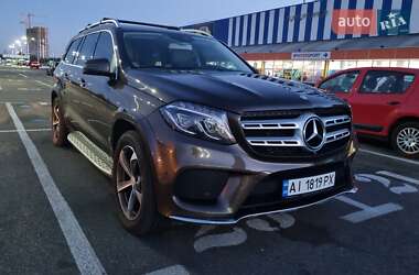 Характеристики Mercedes-Benz GLS-Class Позашляховик / Кросовер