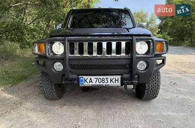 Характеристики Hummer H3 Позашляховик / Кросовер