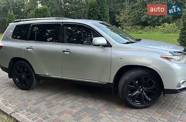 Цены Toyota Highlander Внедорожник / Кроссовер