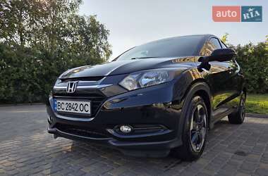 Характеристики Honda HR-V Позашляховик / Кросовер