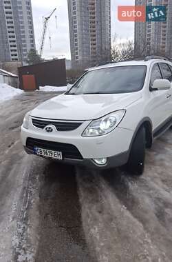 Характеристики Hyundai ix55 Позашляховик / Кросовер