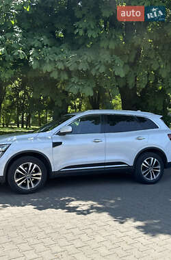 Характеристики Renault Koleos Позашляховик / Кросовер