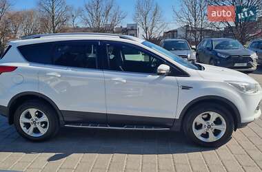 Характеристики Ford Kuga Внедорожник / Кроссовер