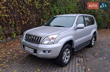 Характеристики Toyota Land Cruiser Prado Внедорожник / Кроссовер