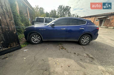 Ціни Maserati Позашляховик / Кросовер