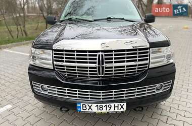 Характеристики Lincoln Navigator Внедорожник / Кроссовер