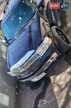 Характеристики Lincoln Navigator Внедорожник / Кроссовер