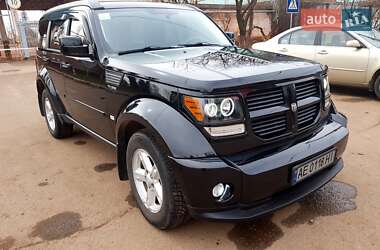 Характеристики Dodge Nitro Внедорожник / Кроссовер