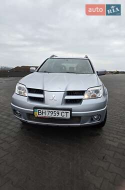 Характеристики Mitsubishi Outlander Внедорожник / Кроссовер