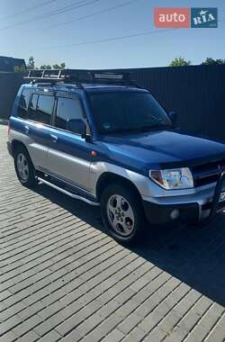 Характеристики Mitsubishi Pajero Pinin Внедорожник / Кроссовер