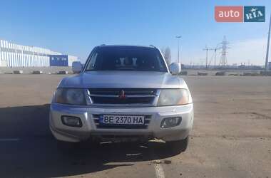 Характеристики Mitsubishi Pajero Wagon Внедорожник / Кроссовер