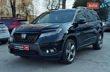 Характеристики Honda Passport Внедорожник / Кроссовер
