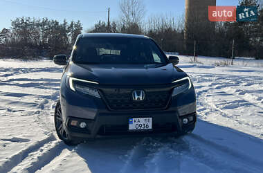 Характеристики Honda Passport Внедорожник / Кроссовер