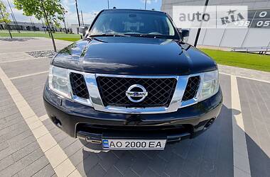 Характеристики Nissan Pathfinder Позашляховик / Кросовер