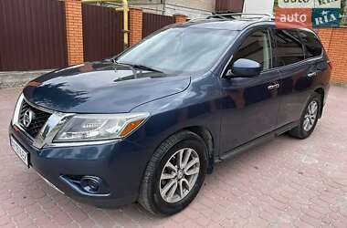 Характеристики Nissan Pathfinder Позашляховик / Кросовер