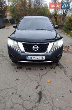 Характеристики Nissan Pathfinder Внедорожник / Кроссовер