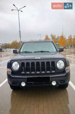 Характеристики Jeep Patriot Внедорожник / Кроссовер