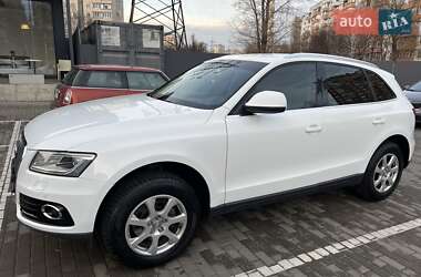 Характеристики Audi Q5 Позашляховик / Кросовер