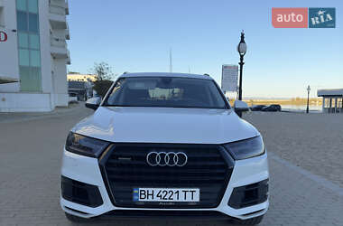 Цены Audi Q7 Внедорожник / Кроссовер