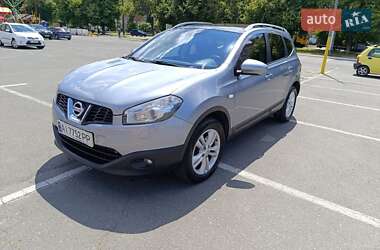 Характеристики Nissan Qashqai+2 Внедорожник / Кроссовер