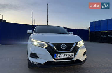 Характеристики Nissan Qashqai Позашляховик / Кросовер