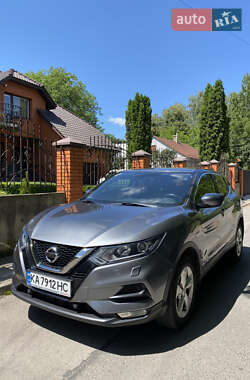 Характеристики Nissan Qashqai Позашляховик / Кросовер