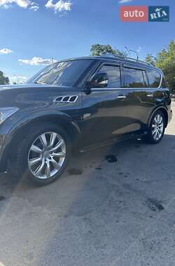 Характеристики Infiniti QX56 Позашляховик / Кросовер