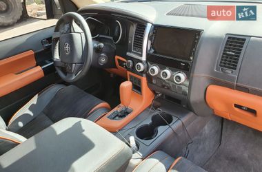 Цены Toyota Sequoia Внедорожник / Кроссовер