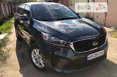 Характеристики Kia Sorento Позашляховик / Кросовер